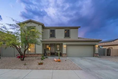 Pool & Patio: Family-Friendly Goodyear Home! - balcony