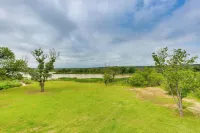 Granbury Home w/ Lake Views ~ 6 Mi to Boat Launch! - 2-Star