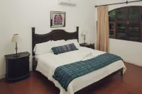 Hotel Las Marías Hotels in Таксиско