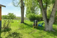 Family-Friendly Lander Home Rental Yard, Patio! - 3-Star