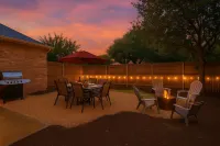 Sleeps 16 Game Room Firepit Grill Frisco Hotels in Frisco