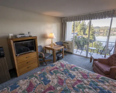 แฟลกชิพ อินน์ โรงแรมในเบรเมอร์ตัน