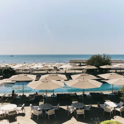 Hôtel Plage Palace & Spa Hotels near Préfecture