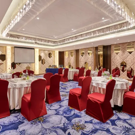 The Pride Hotel, Nagpur