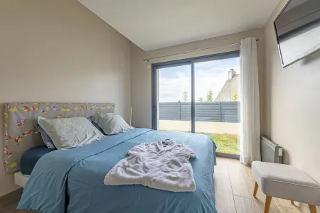 Exceptional sea view, heated indoor pool, spa, sauna. Отели в г. Ле-Конке