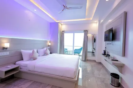 GREEN HILLS HOTEL Отели в г. Питхорагарх