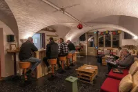 Auberge de Jeunesse HI Serre-Chevalier Hotel di La Salle Les Alpes