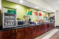 Quality Inn & Suites Vail Valley - breakfast
