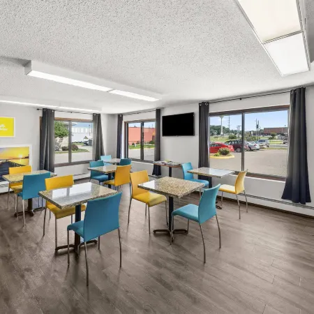 Days Inn by Wyndham Winona
