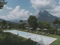Wecamp Pedraforca Hotel a Berga