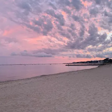 Private Resort Style Hyannis Property. Heated Pool, Playground&Basketball Court