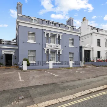 The Drake Hotel Plymouth Отели рядом с достопримечательностью «Торговый центр "Марш-Миллз"»
