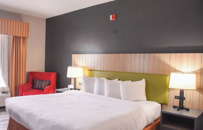 Country Inn & Suites by Radisson, Bloomington-Normal West, IL