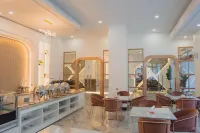 Fahira Hotel Syariah Padang - breakfast