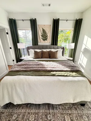 Charming 3-bedroom 2 bathroom bungalow near Lake Martin