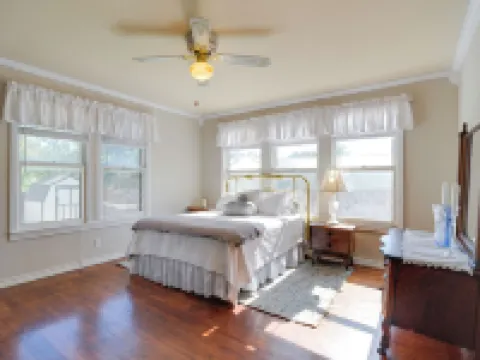 Pet-Friendly Brady Vacation Home Near Wineries! Hotels in Brady