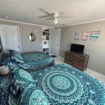 Gorgeous Seaside Seashell Cottage With Kayaks Included!!!