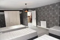 Très Belle Maison en Pierre en Plein Coeur de la Suisse Normande Hotels in Clecy