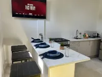 Charming 1-bedroom apartment in welcoming Tortola with WiFi, AC Hotels in Parham Town