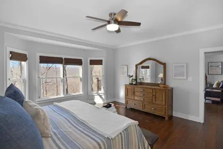 Secluded Mountain Retreat - Little Canoe