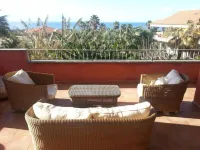 Independent apartment in a stately home Hotel a Ricadi