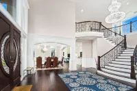 Spacious 5BR Retreat New Seattle