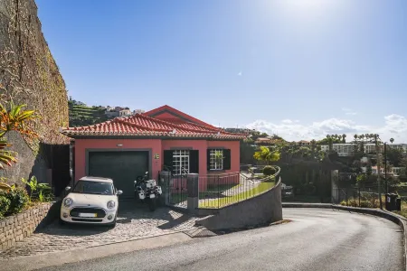 Localização Fantástica, com Vista Para o mar e Para a Vila! Ideal Para Famílias