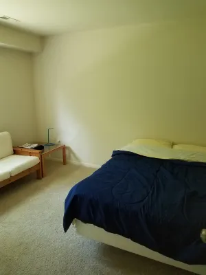 2-bedroom apartment with WiFi, AC in amazing Bethesda