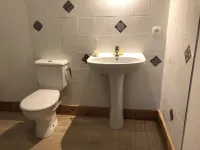 T1 bis apartment in Charentaise house in the heart of La Tremblade. Hotels near Lighthouse of La Coubre