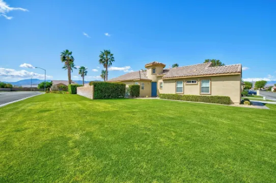 Tropical Retreat on the Way in Coachella