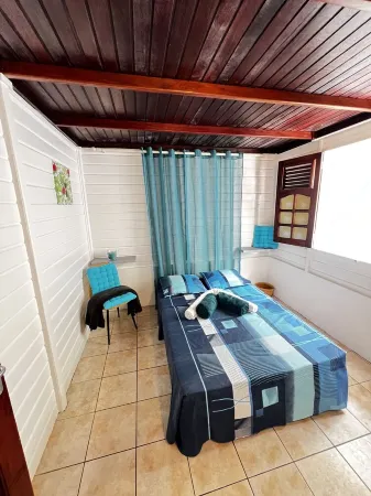 Villa Réséda : Avec Piscine & Carbet à 5 min de la Plage !