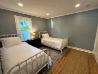 Glass Lake Cottage Hotels in Sand Lake