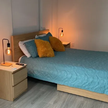 Charming studio in lovely Hialeah with AC, WiFi