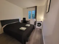 T3 with magnificent mountain view, swimming pool and parking