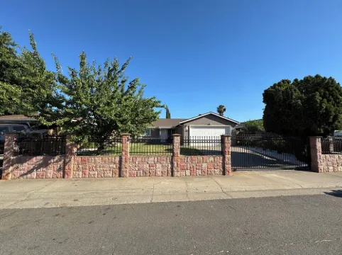 Charming 3-bedroom Private Home in the Heart of Sacramento