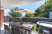 Blue Outlook Retreat by Atlantic Holiday Hotels near مطار كريستيانو رونالدو