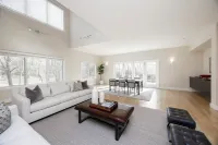 Luxurious 5-bedroom 5.5 bath house with AC, WiFi in charming Chadds Ford