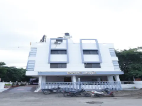 Balaji Lodging Hotels in Solapur