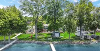 New! Sunset Shores: Lakefront home with private pier/huge fenced yard!