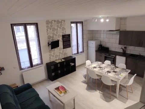 RENTAL HOUSE 8 PERS LA BOURBOULE CENTER