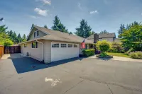 Hot Tub + Sauna: Home 8 Mi to Downtown Tacoma! - 4 étoiles
