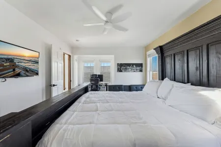 Bayview Oasis: Cape May County Coastal & Peaceful 4-Bedroom Whole-House Rental