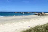 Maison à Cleder sur la Cote des Sables Hotels in Cleder