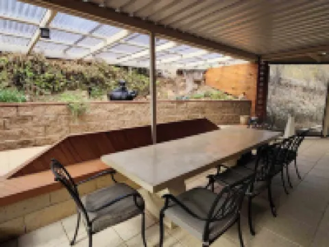 Riesling Trail & Clare Valley Cottages Hotels in Clare