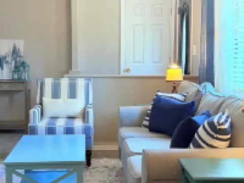 Home away in Kettering! Hotels in Kettering