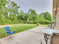 Charming Bluffton Vacation Home w/ Yard! Hotels in Bluffton