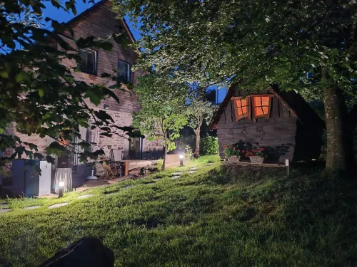 La Grange - Charming 4-Person Gite + 2-Person Cabane Insolite.