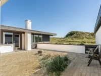 "Ingomar" - 300m from the Sea