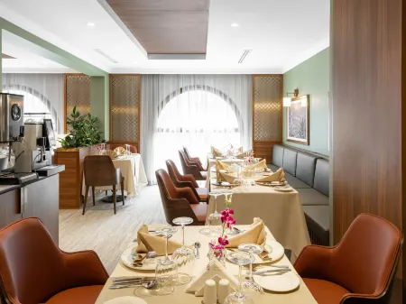 Elaf Taiba Hotel Отели в г. Медину