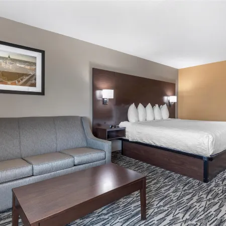 Best Western Plus Denton Inn Suites